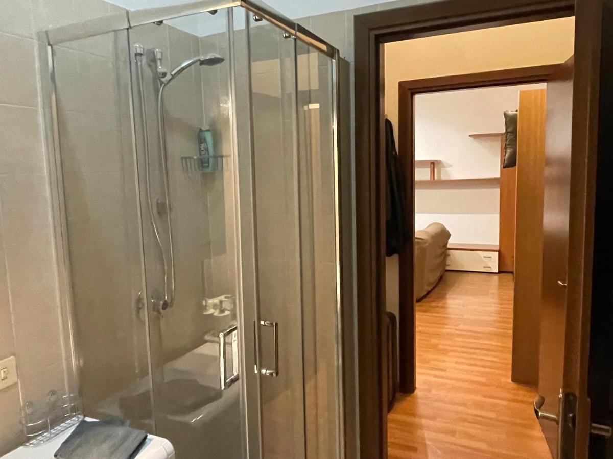 דירות ארונה Bellisimo Apartamento A Nuovo, Garage In Propieta מראה חיצוני תמונה