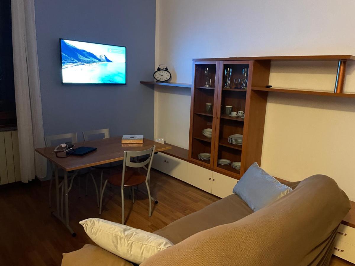 דירות ארונה Bellisimo Apartamento A Nuovo, Garage In Propieta מראה חיצוני תמונה