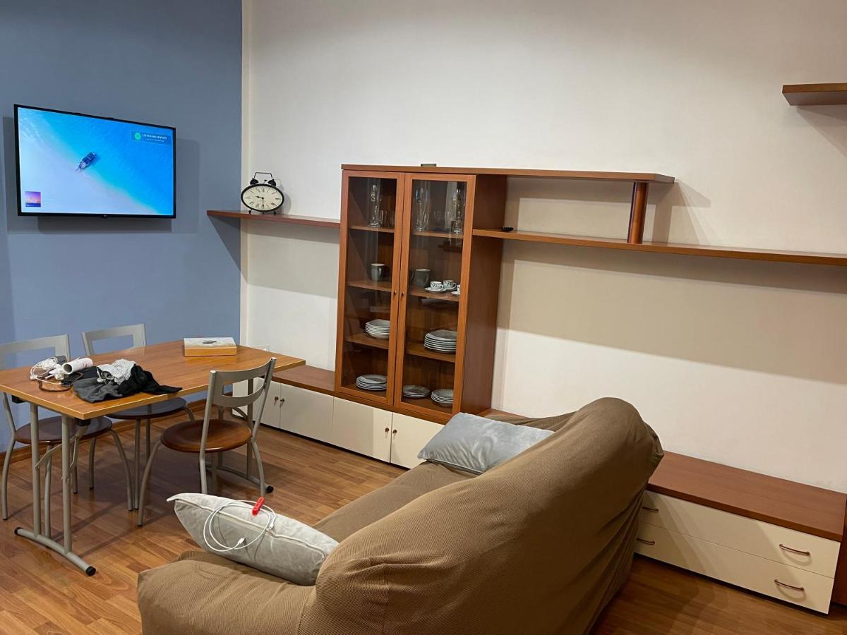דירות ארונה Bellisimo Apartamento A Nuovo, Garage In Propieta מראה חיצוני תמונה